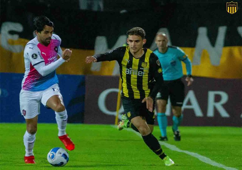 Peñarol empató 0-0 con Cerro Porteño y se despidió de la Copa Libertadores