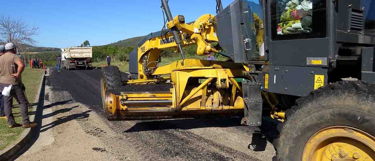 Camacho anunció pavimentación de nuevas cuadras en Piriápolis y más obras públicas en La Capuera