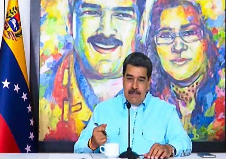 Maduro anuncia que EE.UU. ha autorizado a Repsol, Chevron y Eni para exportar petróleo de Venezuela