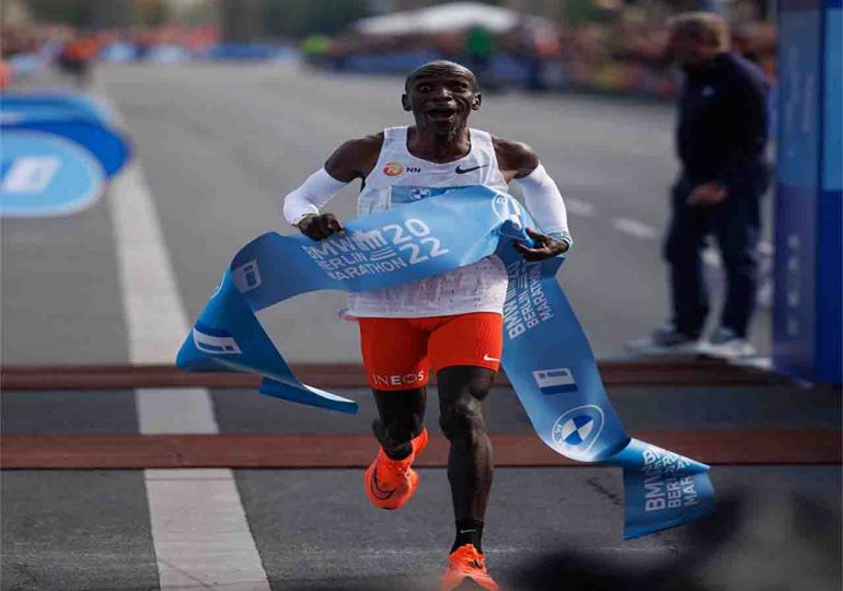 Kipchoge bate el récord del mundo en la Maratón de Berlín