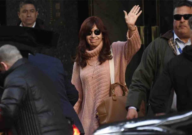 Cristina Kirchner declaró en la causa por el intento de asesinato: no se dio cuenta que le habían gatillado en la cara