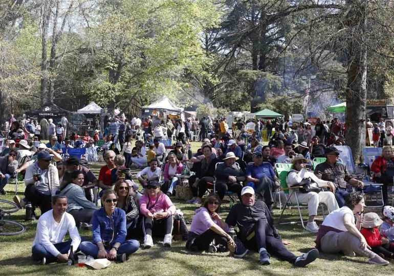 Más de diez mil personas asistieron este sábado a la Primera Fiesta Nacional del Chorizo