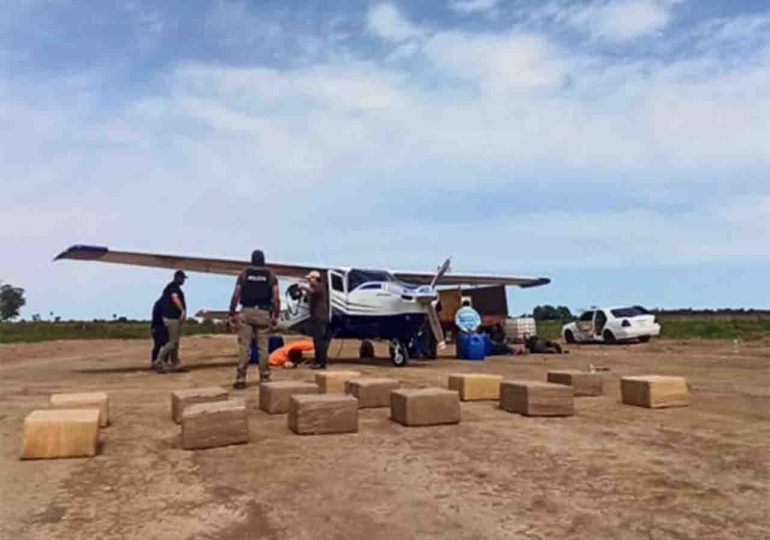 El campo donde la policía de Paraguay incautó una avioneta con 440 kilos de cocaína es propiedad de un uruguayo