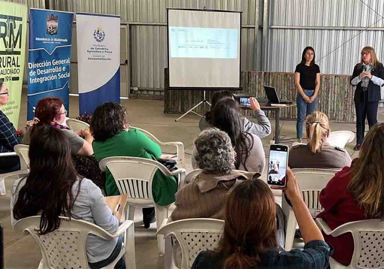 Graziuso asistió a charlas convocadas por la Sociedad de Fomento Rural e Industrial de Maldonado