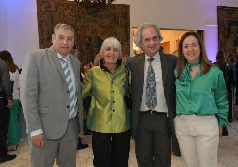 Vicecanciller de Argentina destacó evento solidario organizado por la Embajada Uruguaya