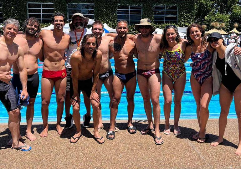 Plantel de natación del Campus participó del Master realizado en Salto