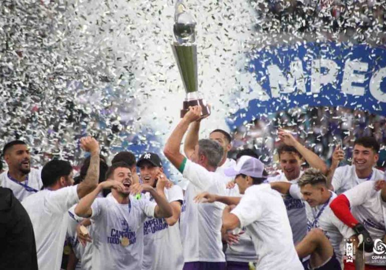 Defensor Sporting campeón de la Copa AUF Uruguay