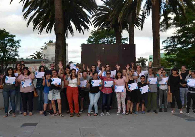 IDM entregó diplomas de talleres inclusivos en Pan de Azúcar