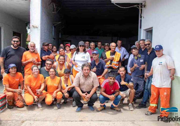 Brindis Navideño con trabajadores del Municipio de Piriápolis