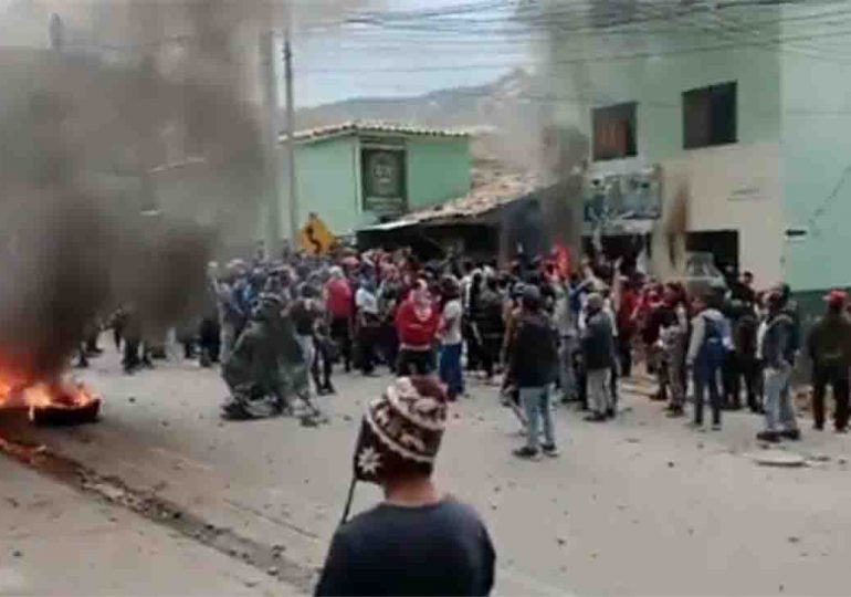 Uruguayos varados en Perú vuelven en vuelos humanitarios