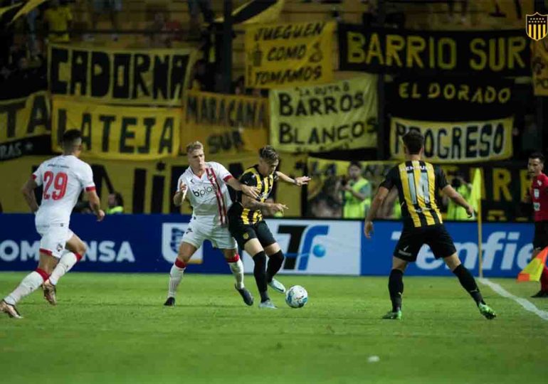 Peñarol le ganó 3 a 2 a Estudiantes de La Plata en el estadio Campeón del Siglo por la Serie Río de la Plata