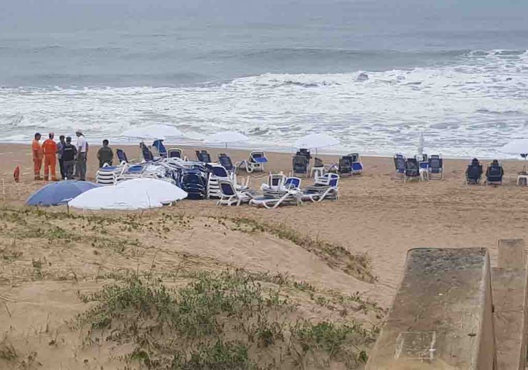 IDM volvió a retirar sombrillas de edificios que no respetan la reglamentación establecida