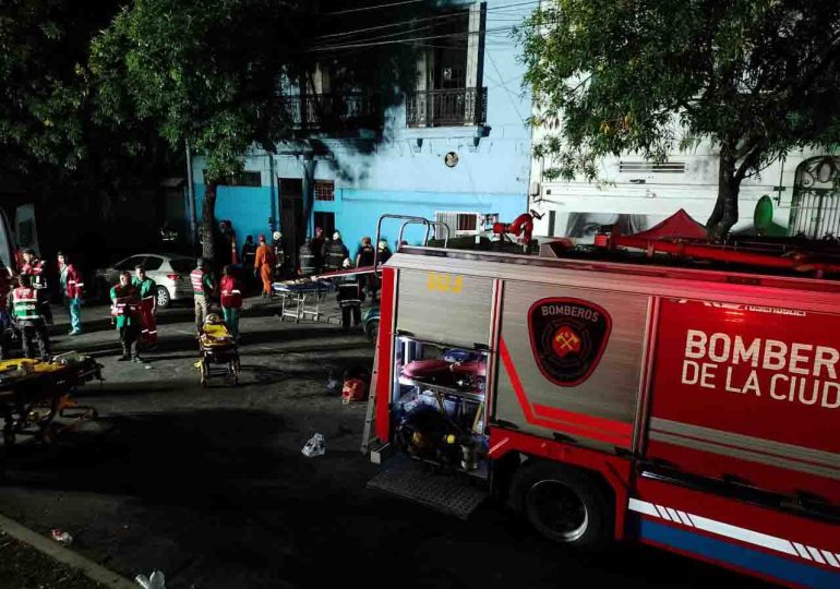 En Argentina, dos personas muertas y 15 heridas tras el derrumbe de una casa en Floresta