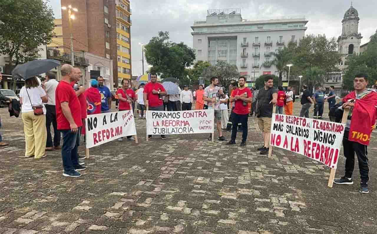hoy-hay-paro-general-del-pit-cnt-en-rechazo-a-la-reforma-jubilatoria