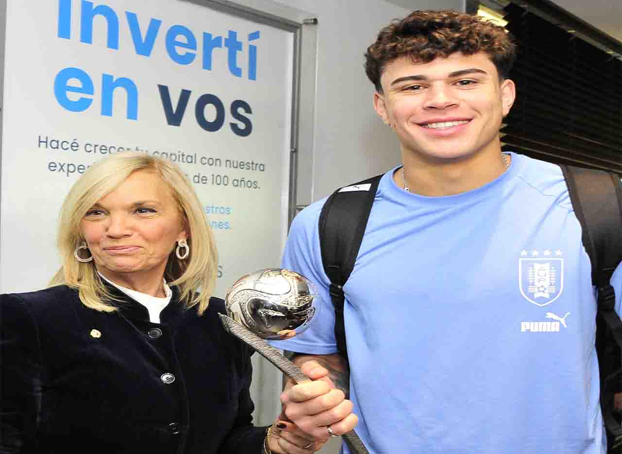 Beatriz Argimón recibió a la selección uruguaya de fútbol sub-20