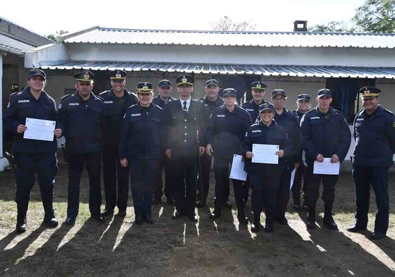 Reconocimientos a destacados policías de distintas dependencias