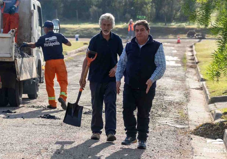 Se retomaron los trabajos de bacheo en Pueblo Obrero