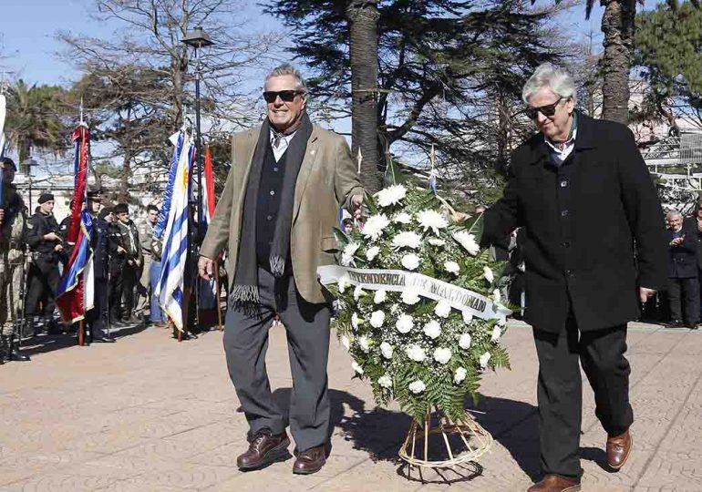 Jura de la Constitución | Antía resaltó a Uruguay como “un país que se abrió camino entre gigantes”