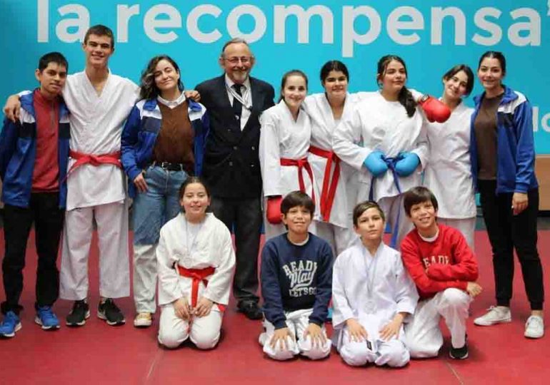 Deportistas de la Escuela Municipal de Karate se destacaron en Montevideo