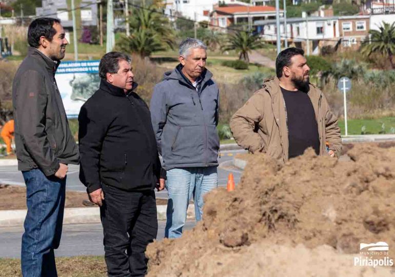 Jornada de plantación en Punta Colorada