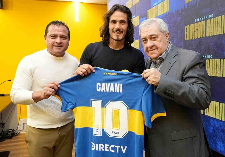 Edinson Cavani fue presentado este lunes como nuevo jugador de Boca