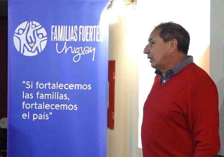 Se realizó la presentación del programa “Familias Fuertes” en San Carlos