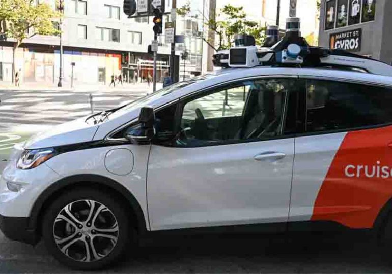 California da luz verde a taxis robóticos sin conductor