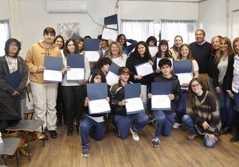 Entregaron diplomas correspondientes al curso Formación de Líderes Juveniles