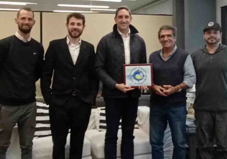 Fructífero encuentro interinstitucional sobre reservas de surf y turismo sostenible