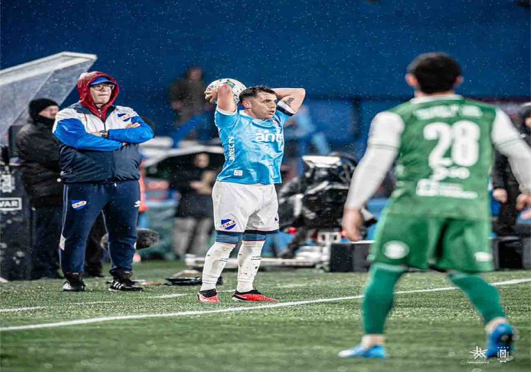 Nacional empató sin goles ante Plaza Colonia y Peñarol le ganó 1-0 a Boston River