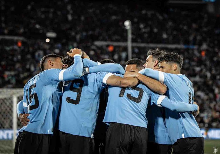 Uruguay derrotó 2-0 a Brasil y le quitó el invicto en las Eliminatorias Sudamericanas