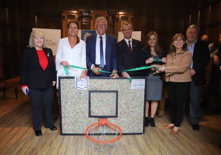 UTU recibirá donación de tableros de básquetbol reciclados realizados con materiales incautados