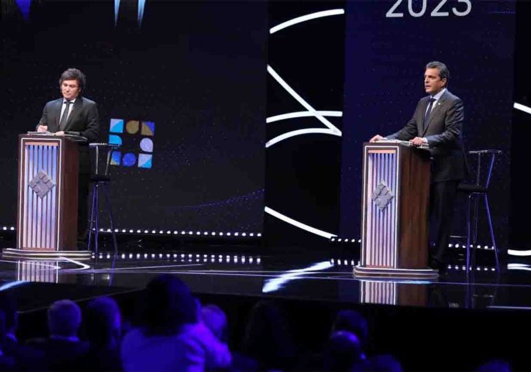 En Argentina, Massa y Milei se enfrentan en un debate encendido