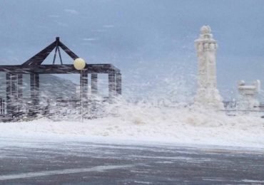Ciclón con vientos muy fuertes y frío extremo llegará este lunes