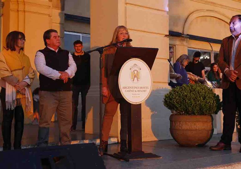 Piriápolis celebró sus 133 años con reconocimientos a referentes del balneario