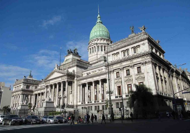 Argentina | Bajo un clima de tensión, la Ley Ómnibus comienza a tratarse en el Congreso