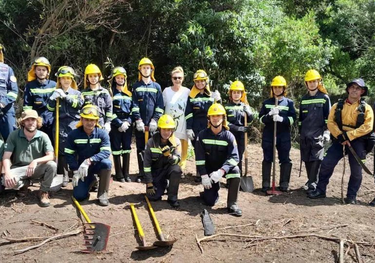 En la ECFA se realizó una jornada práctica de capacitación dirigida a Bomberos zafrales