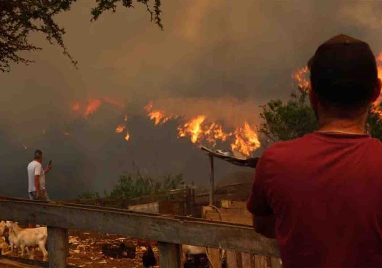 Boric decretó duelo nacional por los devastadores incendios en Chile