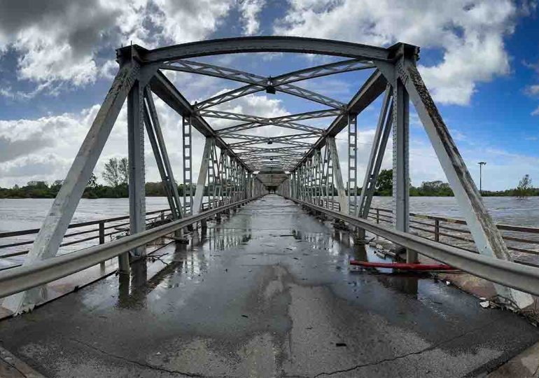 Inundación histórica en Florida: más de 1.000 evacuados y rutas cortadas y el pico sobrepasó el registro máximo por 1,20 metros