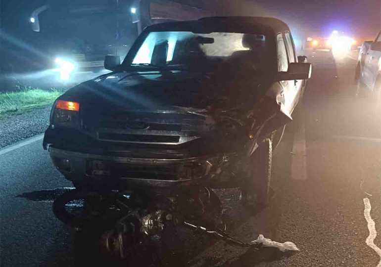 Motociclista falleció tras impactar de frente contra una camioneta