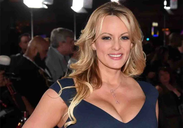 El tenso interrogatorio de la defensa de Trump a la ex actriz porno Stormy Daniels en el juicio al expresidente en Nueva York