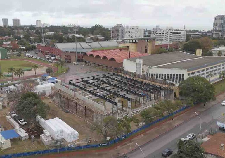 Con una inversión de 4 millones de dólares avanza la construcción de la nueva piscina del Campus