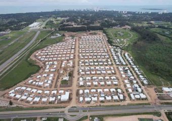 Abella firma comodato para comisaría en Kennedy