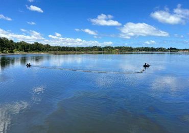 ANCAP detiene derrame en el arroyo Solís y avanza con reparaciones para evitar daño ambiental