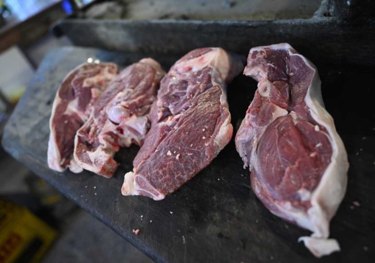 Uruguay lanza promoción para superar récord de consumo de carne ovina de 2023