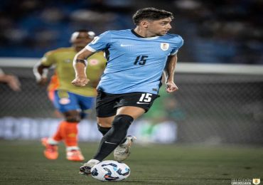 Uruguay venció por 3-2 a Colombia en el Estadio Centenario 