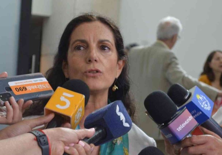 Ministra Azucena Arbeleche: No hubo gasto electoral y no es necesario un ajuste fiscal