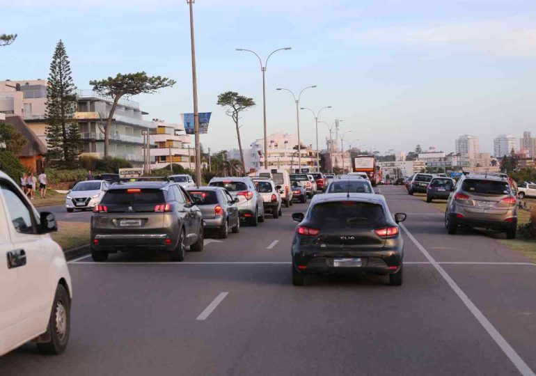 Refuerzan normativa sobre tránsito de vehículos extranjeros