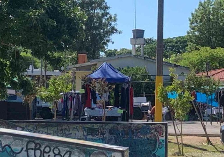 Comerciantes de Piriápolis denuncian competencia desleal de la Feria Vecinal