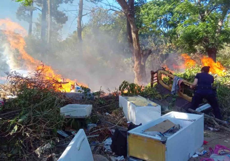 Pirómano enciende fuego en puntos verdes de Selva Negra, Punta Negra y otros